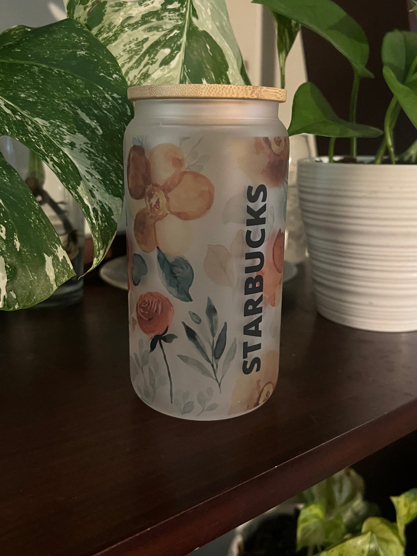 Floral Starbs 16 oz Glass Tumbler